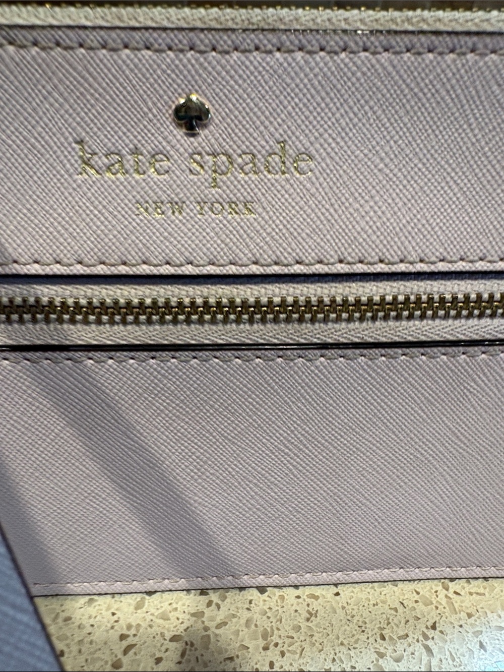kate spade Pale Lavender Saffiano Leather  Wristlet EUC - Picture 2 of 5